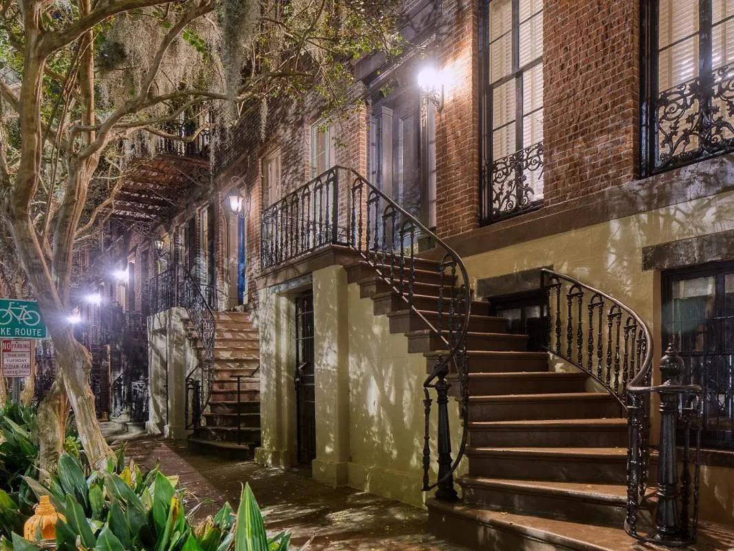 Gordon Inn Holly Savannah United States